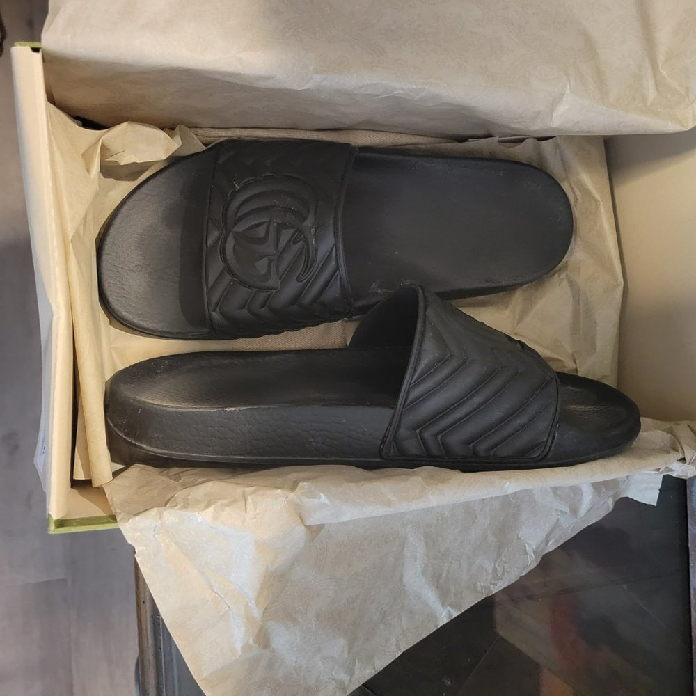 Gucci Matelassé Rubber Slide Size 10G (11US)